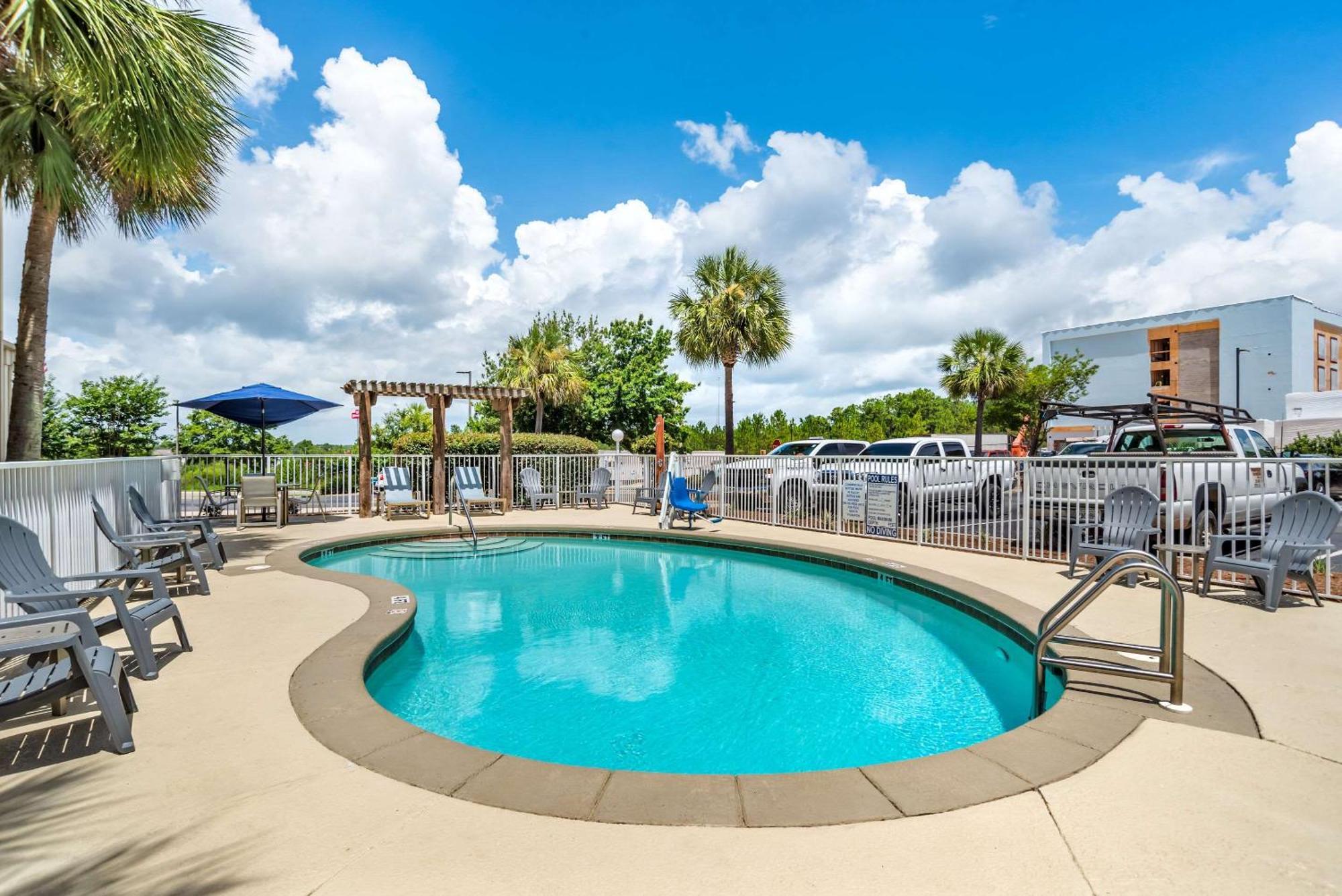 Comfort Inn & Suites Crestview Εξωτερικό φωτογραφία